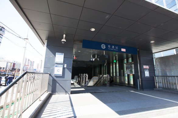 有情调的日式榻榻米临近地铁公交便利餐饮方便