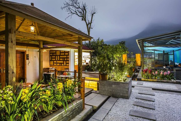 黔西南兴义市酒店式公寓设施:万峰林小家十宿客栈庭院双床房设施-途家