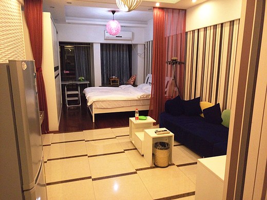 南昌红谷滩新区江报路唐宁街酒店式公寓图片:一米阳光温馨大床房图片
